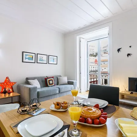 Modern Flat In Downtown Lisbon By Lovelystay-3